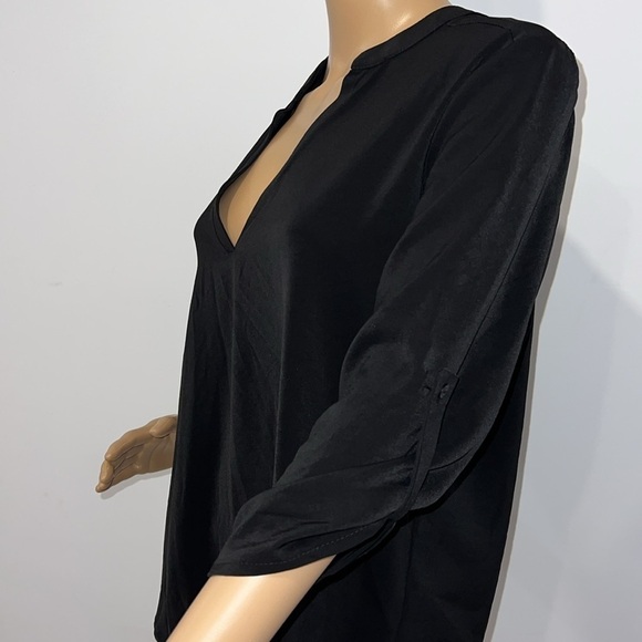 Black Satin 3/4 sleeves V-neck blouse size Large - Picture 4 of 9